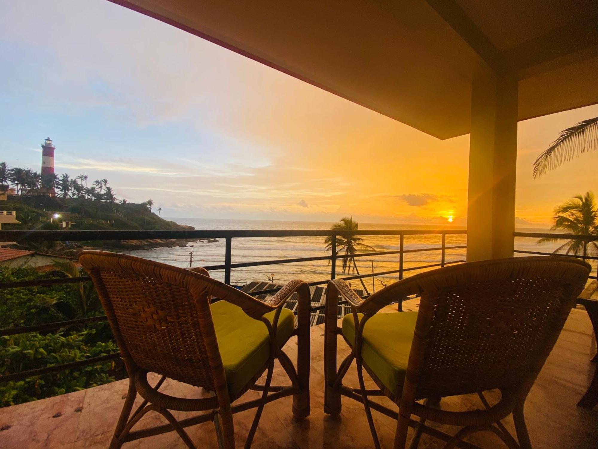 Karma Beach Resort Kovalam Buitenkant foto