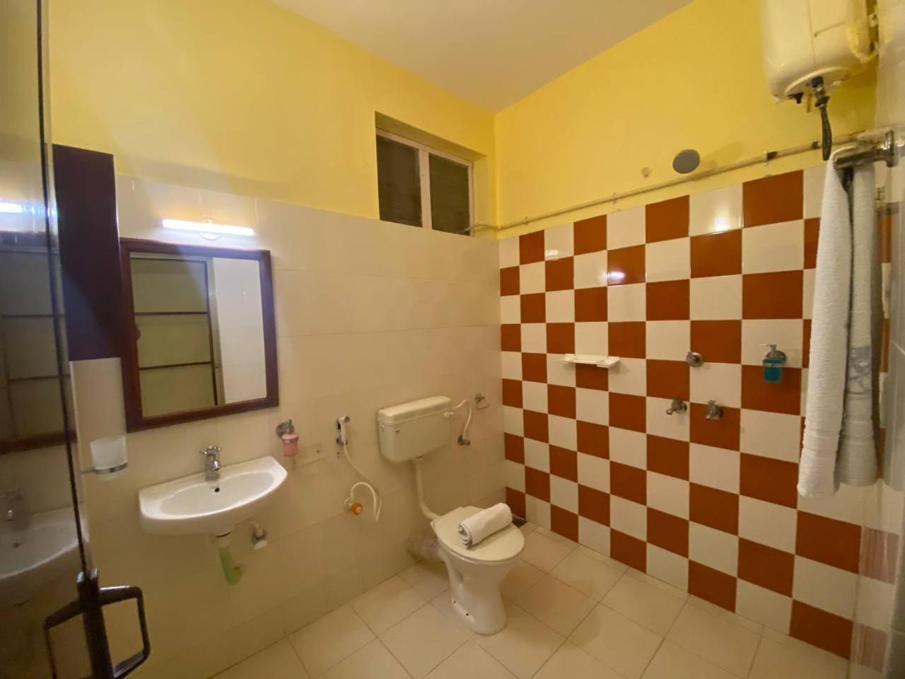 Karma Beach Resort Kovalam Kamer foto