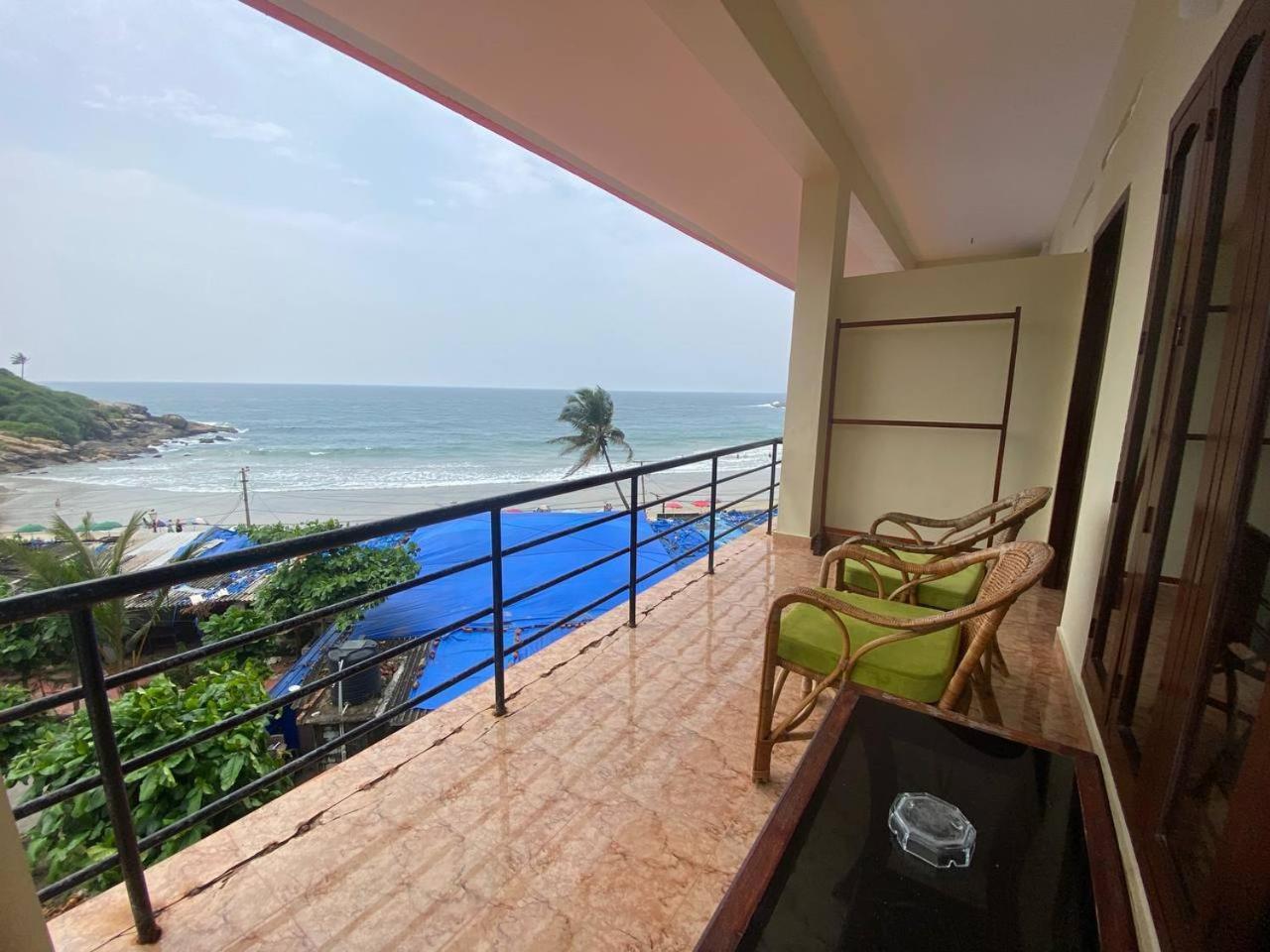 Karma Beach Resort Kovalam Kamer foto