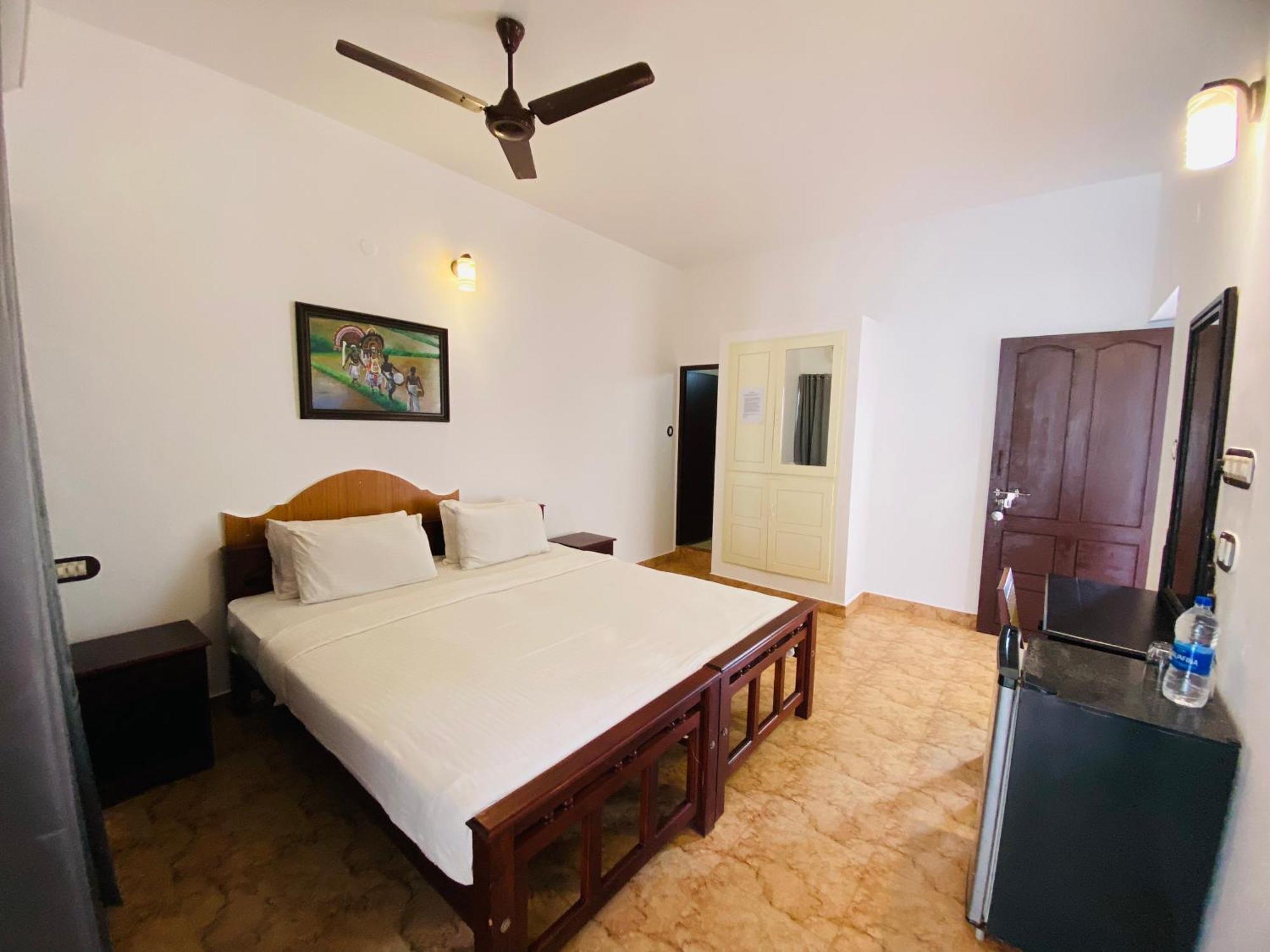 Karma Beach Resort Kovalam Buitenkant foto
