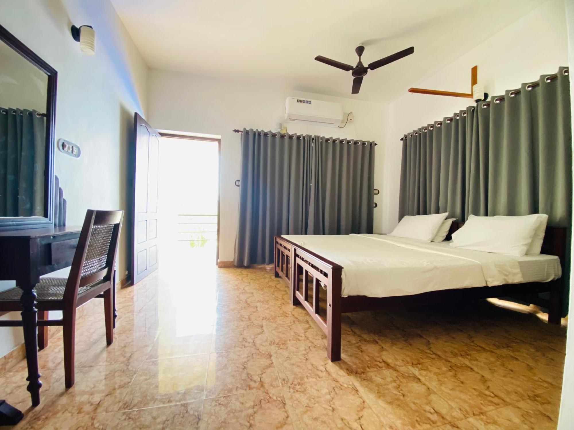 Karma Beach Resort Kovalam Kamer foto